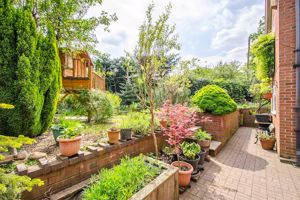 Photo 35- click for photo gallery